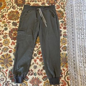 Figs graphite zamora joggers size sm/p